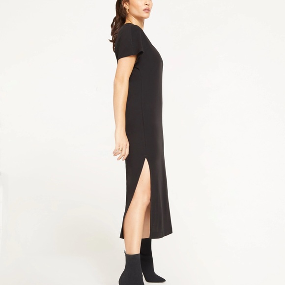 Black One Shoulder Sheath Dress with Slit - Picture 5 of 5